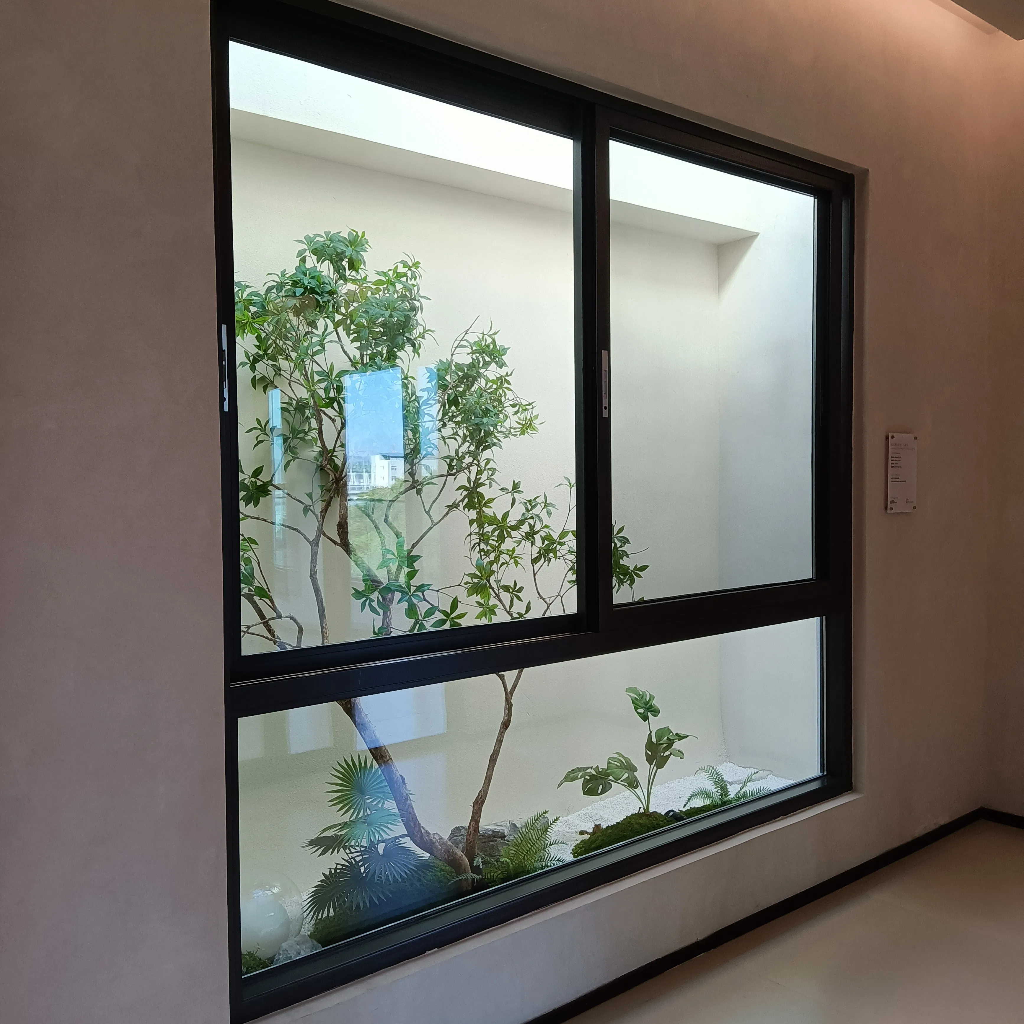 6063-T5 Aluminum Frame Sliding Window with Double Glazed Tempered Glass Low-E Coating Custom Size Options Two Opening Styles Personalized Color