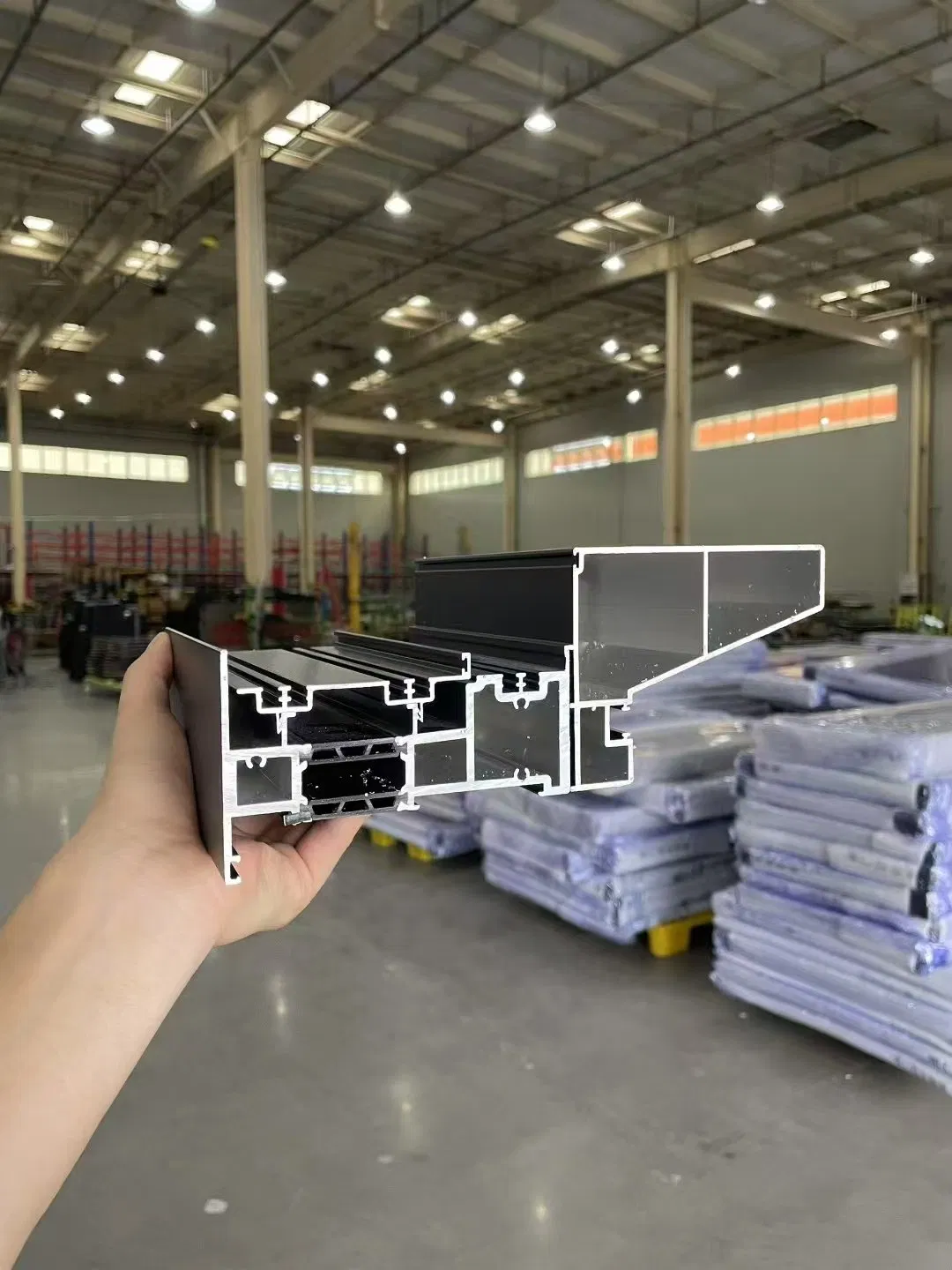 Factory Direct-Sale Custom-Made French Retro-Style Aluminum Folding Door