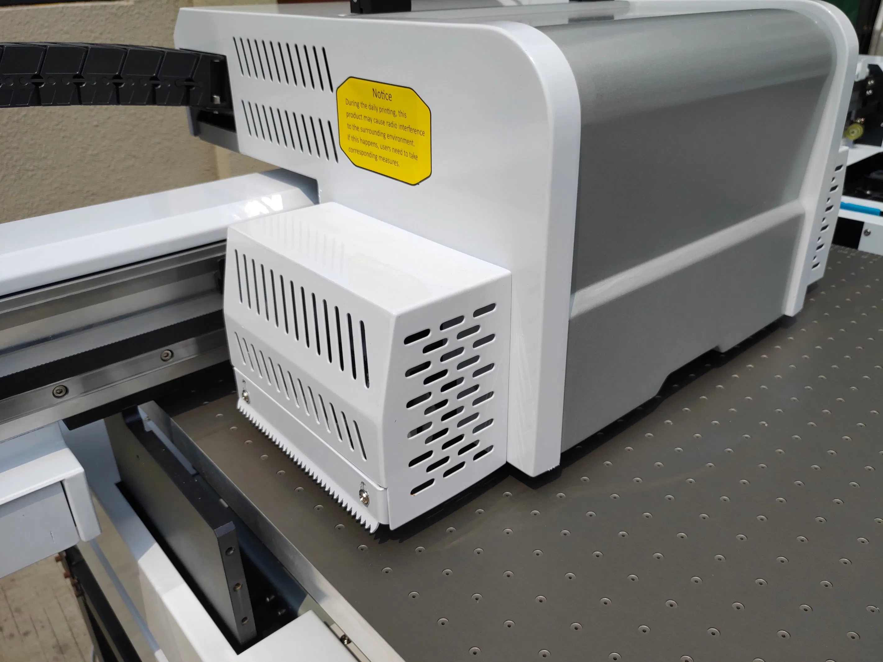 2 Heads 6090 Flatbed UV Glass Bottle Printer