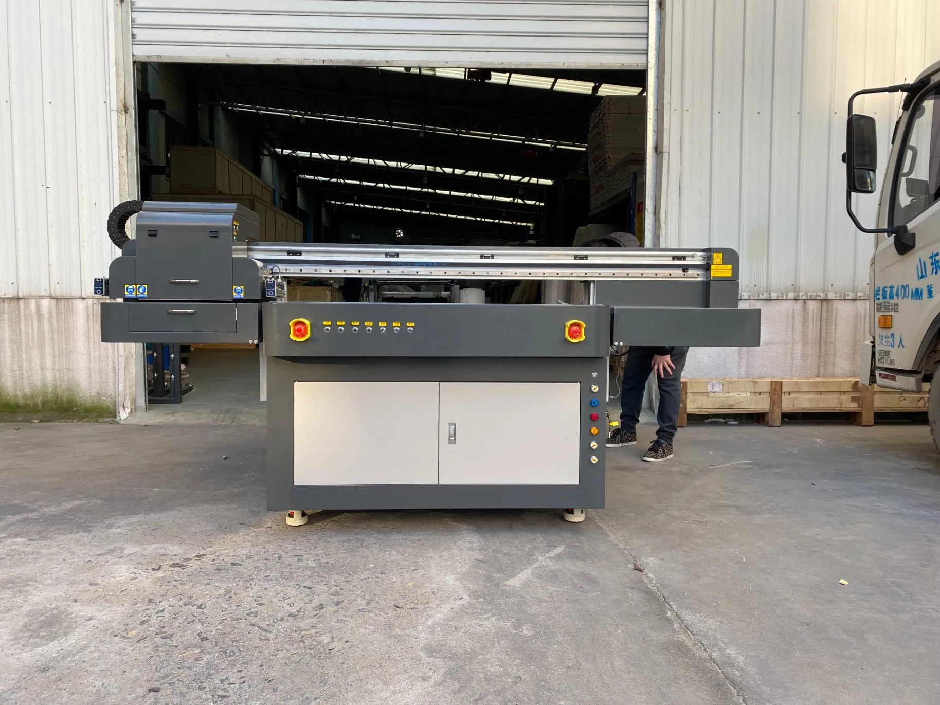 Digital Inkjet Reverse Printing Flatbed Epson I3200 Glass UV Printer