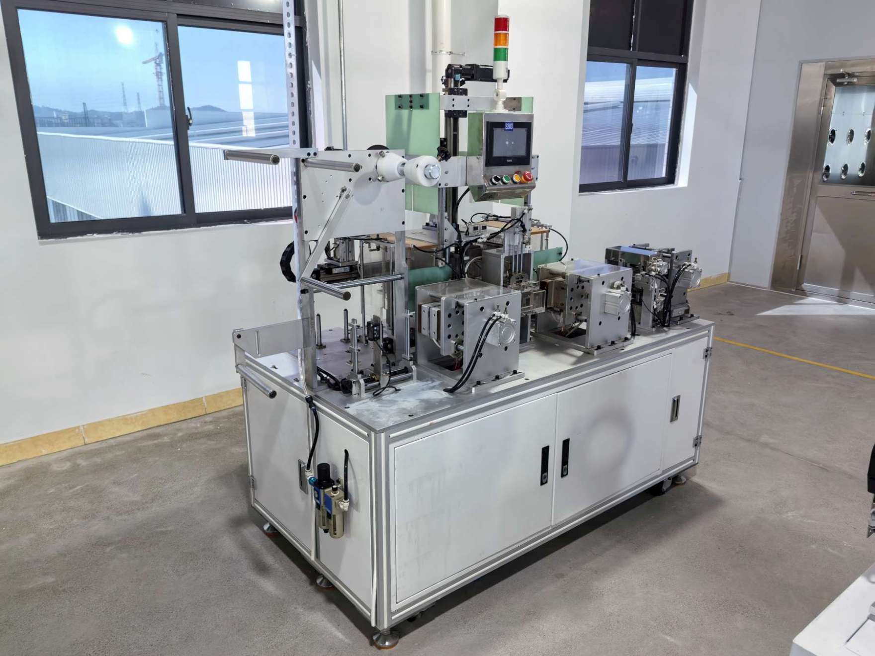 Unit Packaging Machine — Automated Glove Packaging Line at Mahesh Medical