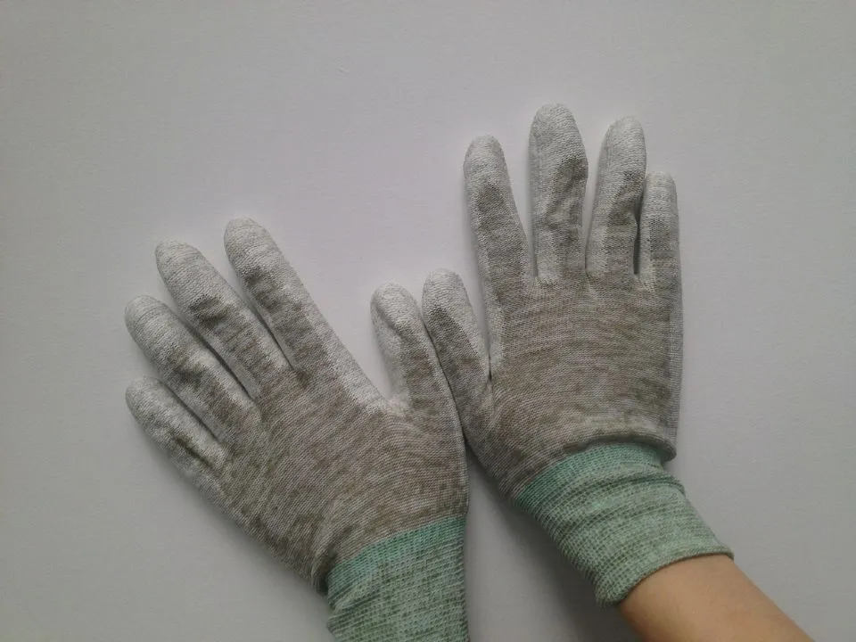 Conductive Copper Fiber Glove Display 1