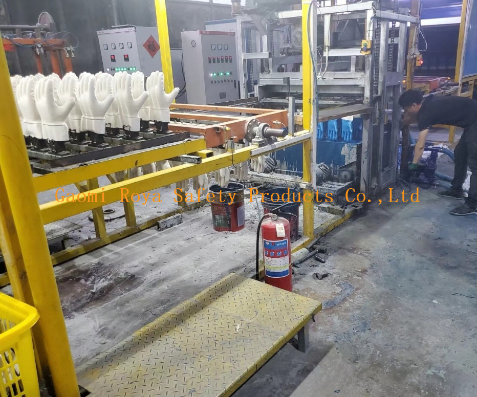 Cotton Jersey Safety Cuff Gloves Nitrile Fully Coated Industrial Oil Proof Gloves/Oil Exploitation Industrial Gloves /Heavy Duty Work Gloves Men