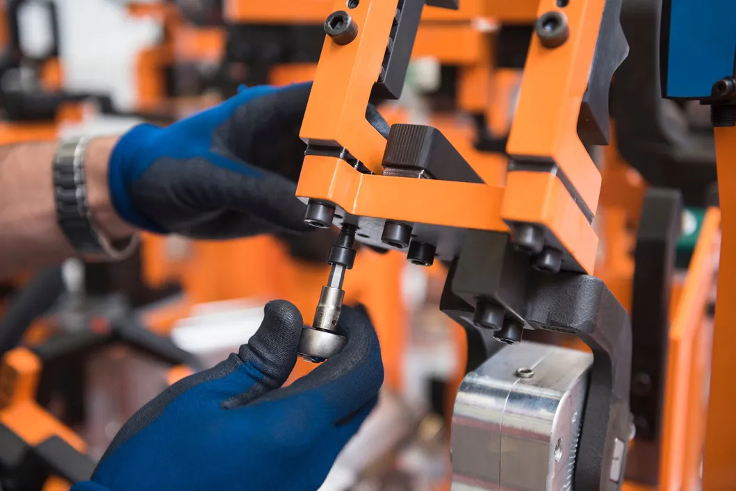 Electronic Carbon Fiber Gloves 2