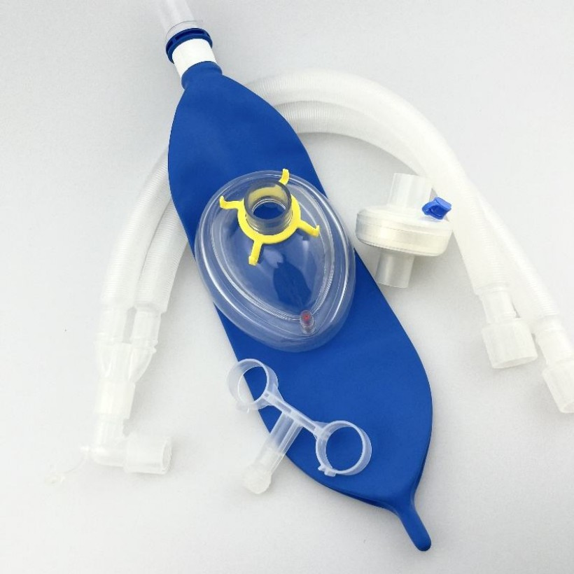 China Manufacturer Disposable Anesthesia Breathing Smoothable Corrugated Expandable Circuit