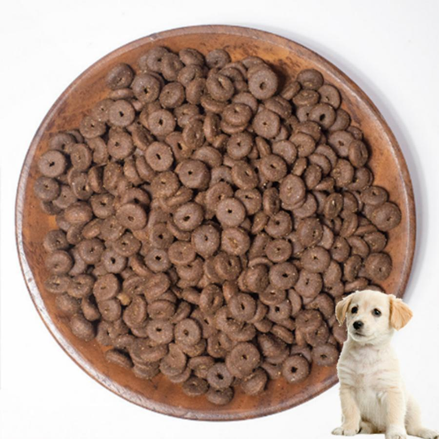 Todo alimento seco para mascotas libre de granos y natural con croquetas personalizadas