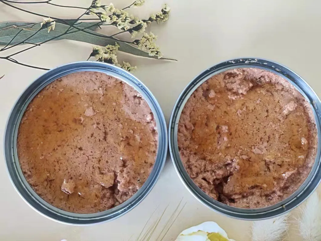 Comida húmeda de pollo natural altamente recomendada sin aditivos para gatos adultos y gatitos de todas las razas