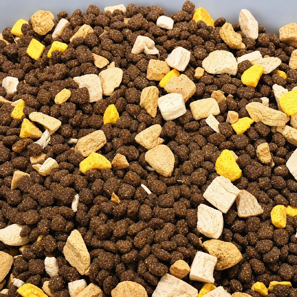 Alimento seco para gatos y perros de mezcla cruda personalizada con mezcla de cobertura liofilizada, nutrición equilibrada para todas las etapas de la vida
