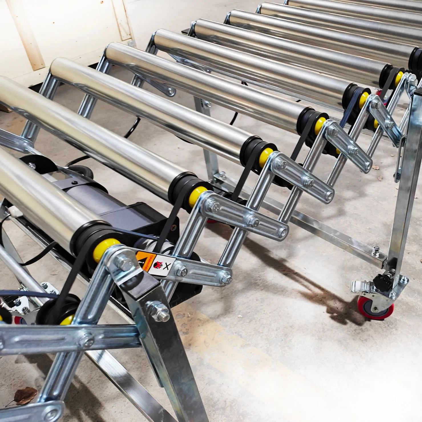 Powered Roller Conveyor Flexible Expandable and Retractable for Warehouse Materil Handling