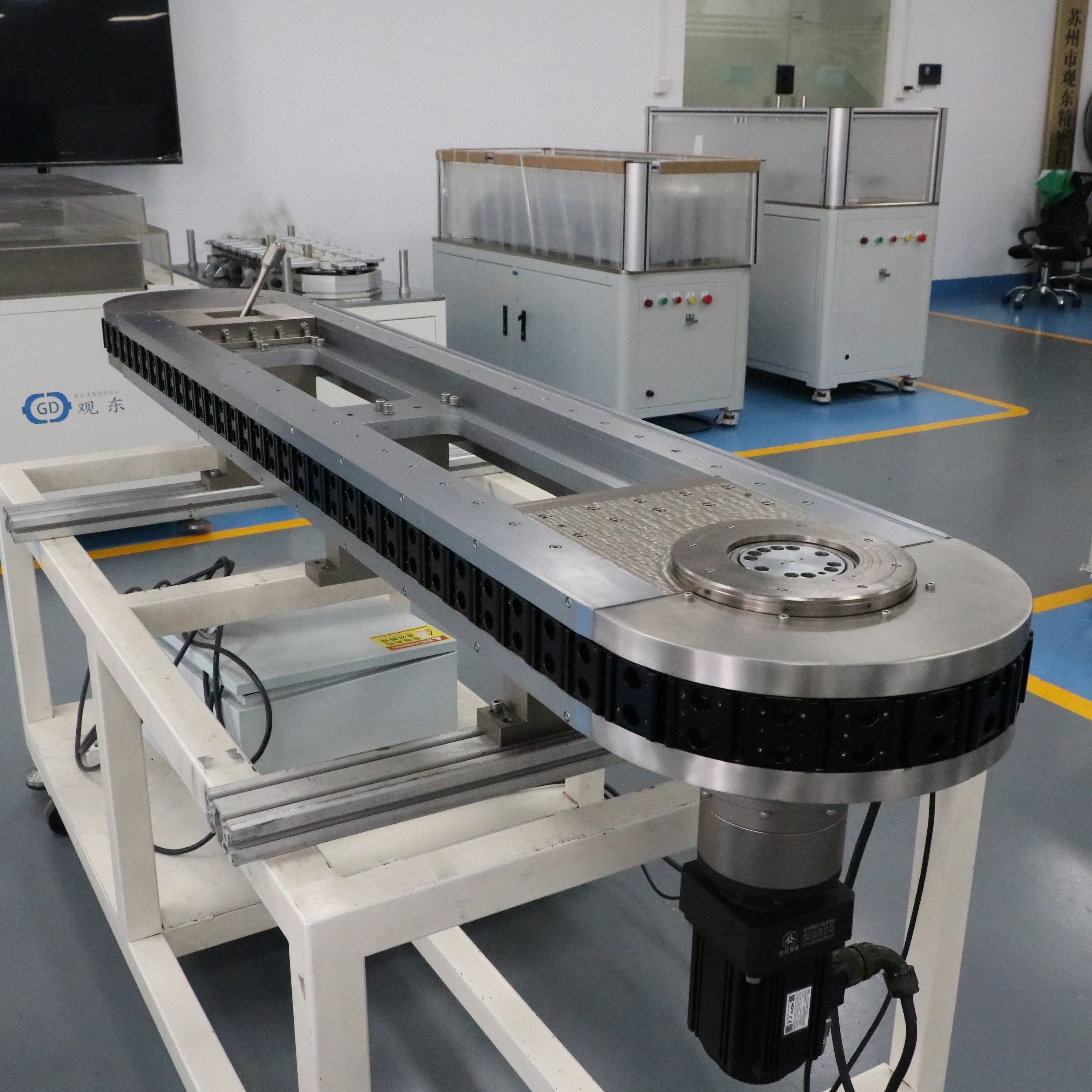 Intelligent Precision Chain Link Conveyor System Automated Flexible Assembly Line Programmable Control 0.03mm Accuracy