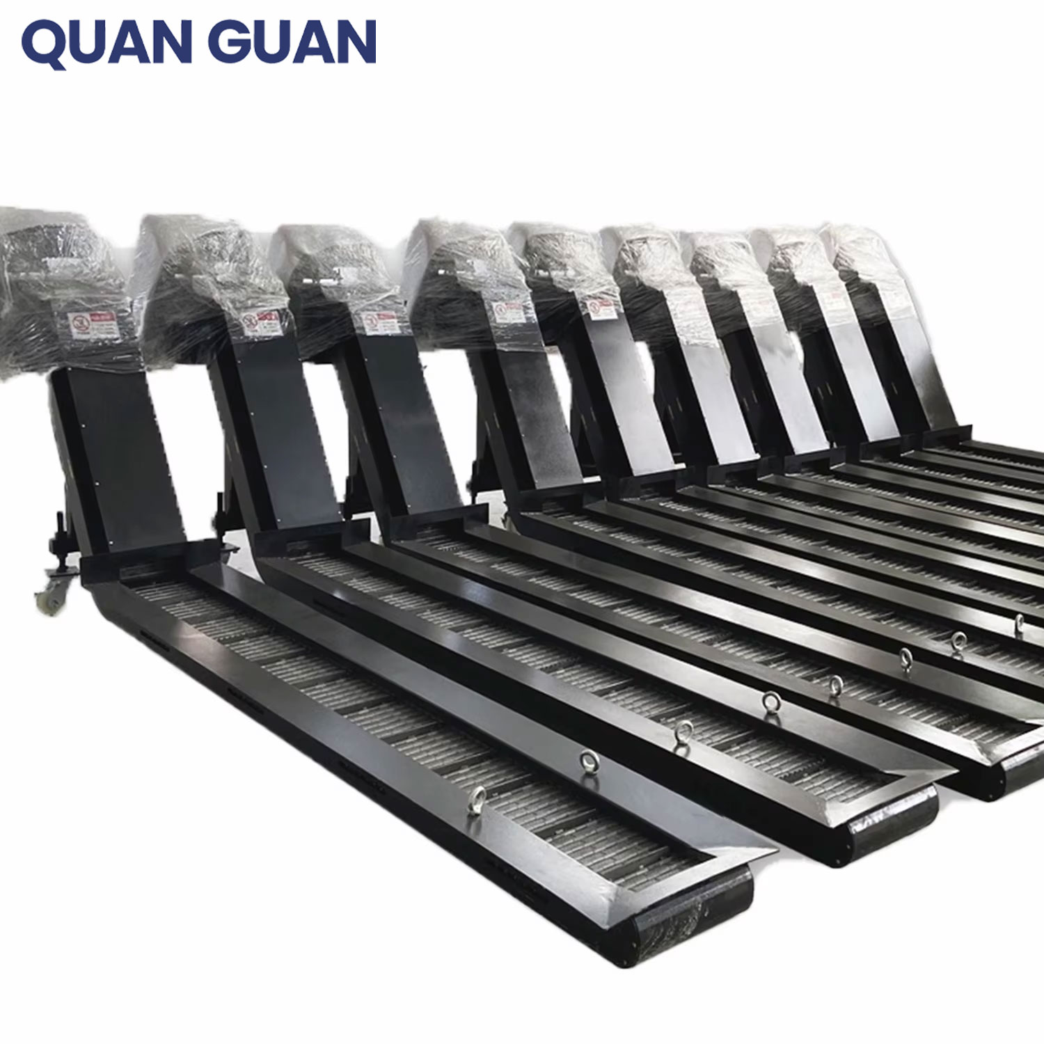 OEM/ODM Machine Tool Accessory Belt Type Heavy Duty Steel Chip Conveyor for Cnc Machine
