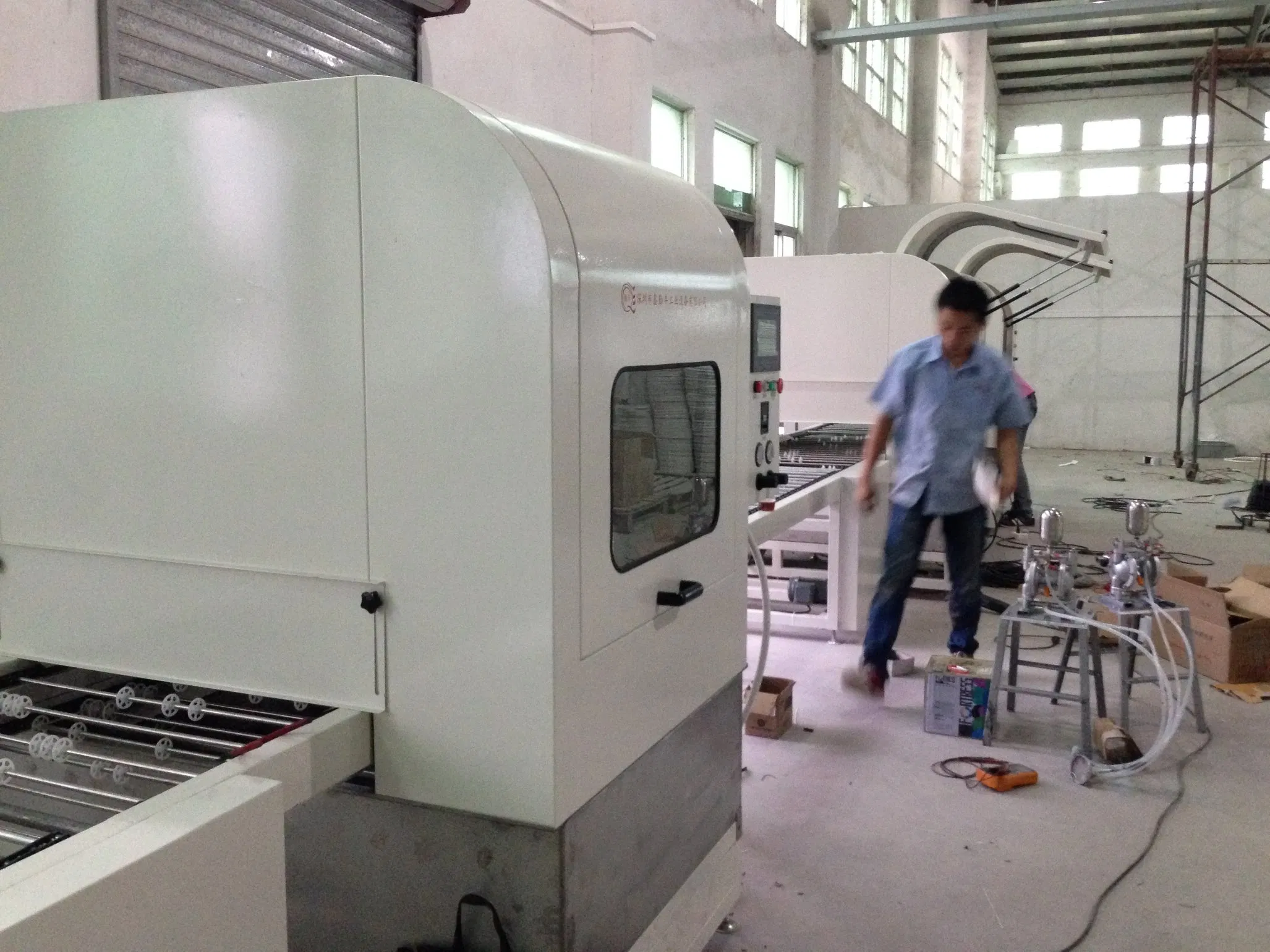 UV Linear Spray System for Automotive Components and Machinery Bearings Conveyor Belt Chain