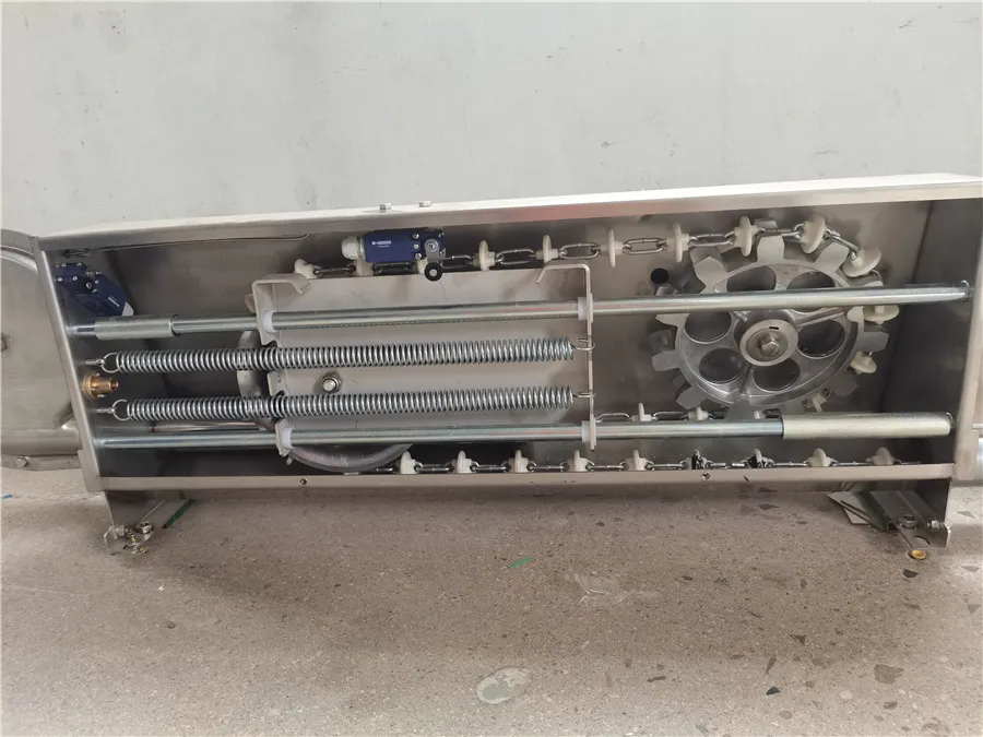 Feeding System Corner