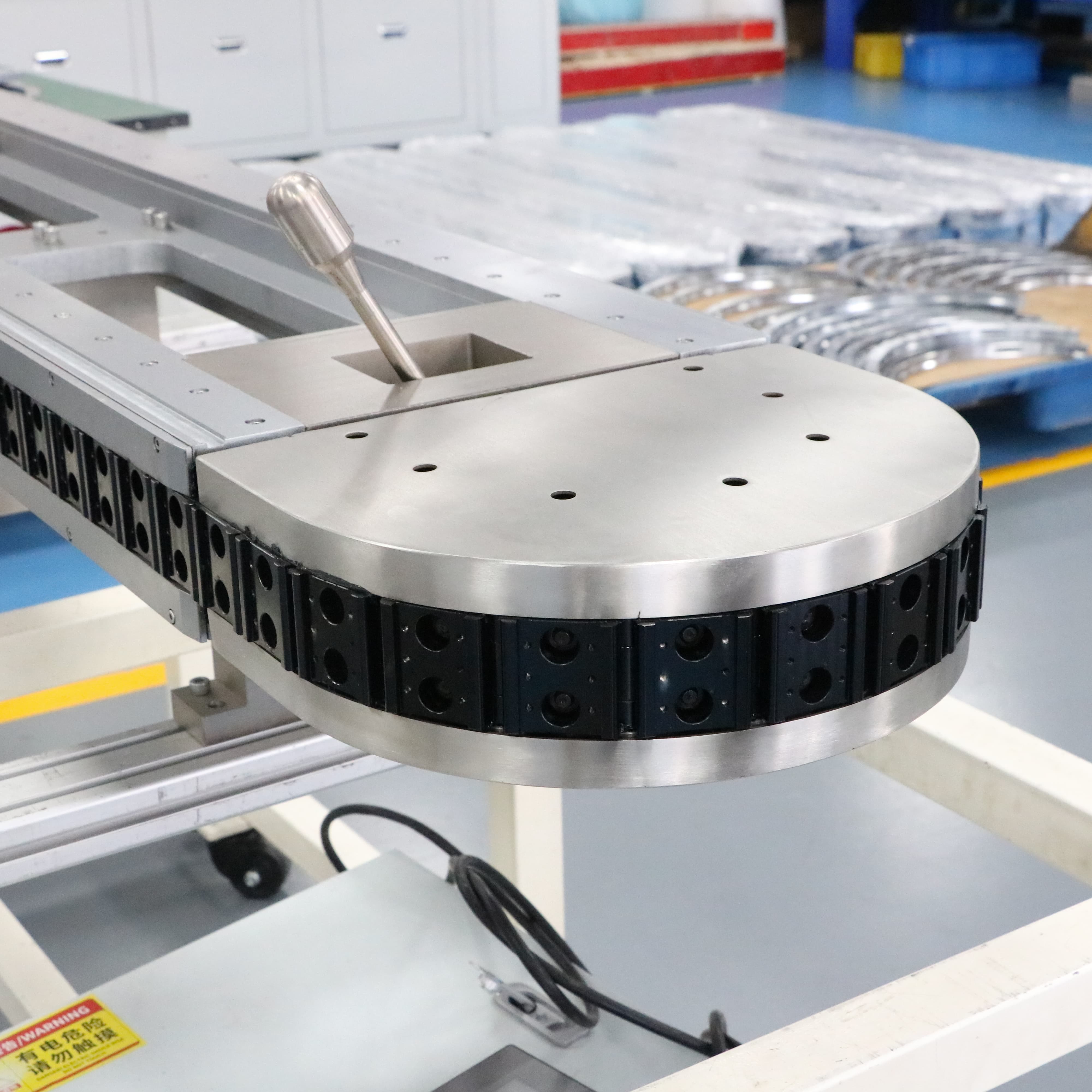 Intelligent Precision Chain Link Conveyor System Automated Flexible Assembly Line Programmable Control 0.03mm Accuracy