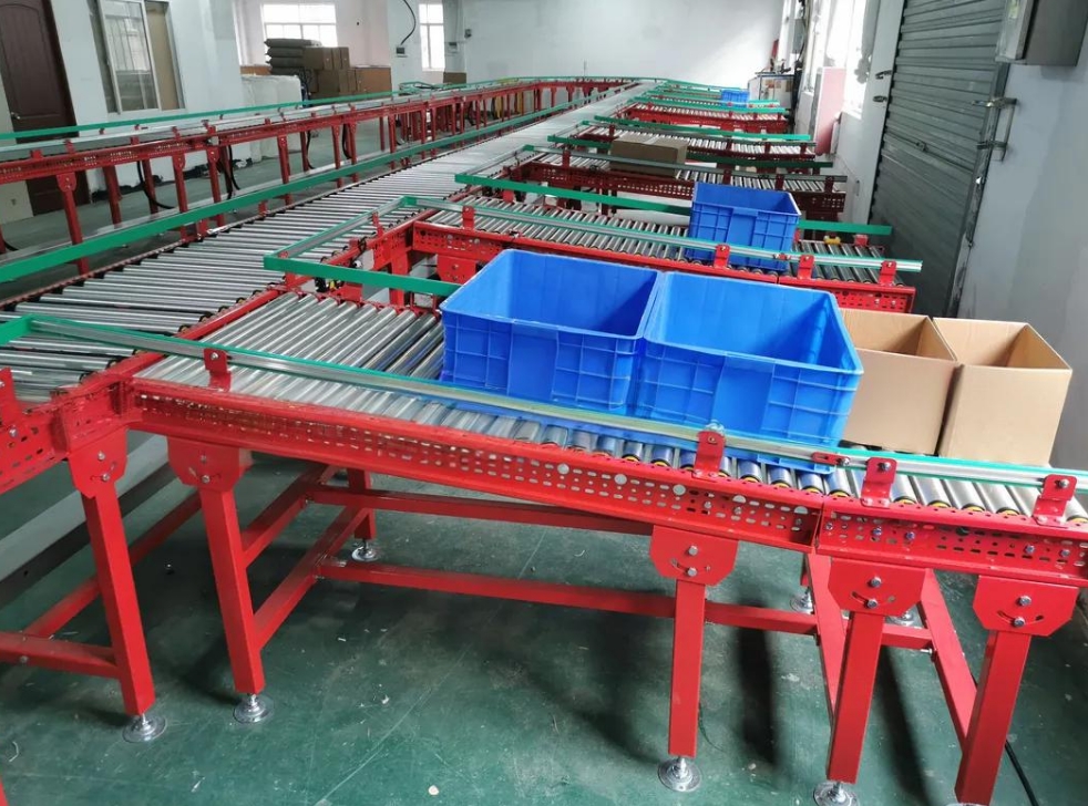 E-commerce Fulfillment Conveyor System Stainless Steel Adjustable Speed Powered Roller Conveyor for Parcel Sorting Packaging