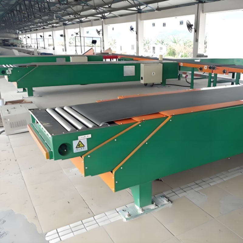 Efficient Telescopic Loading and Unloading Conveyor System for Trucks