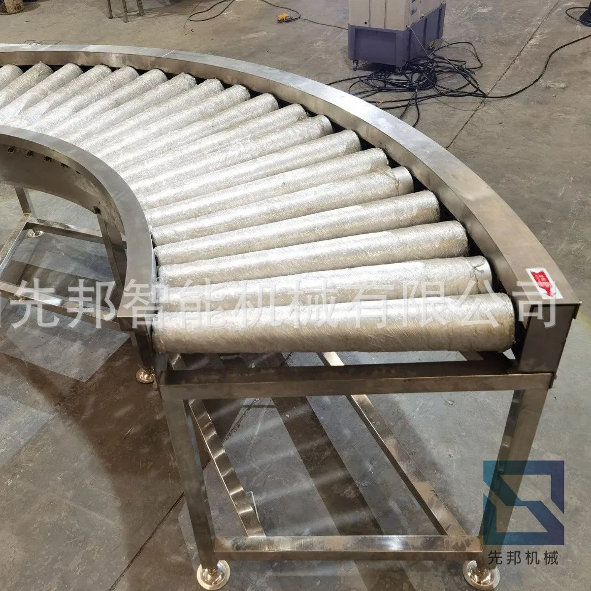Versatile 90 Degree and 180 Degree Circular Sorting Conveyor System