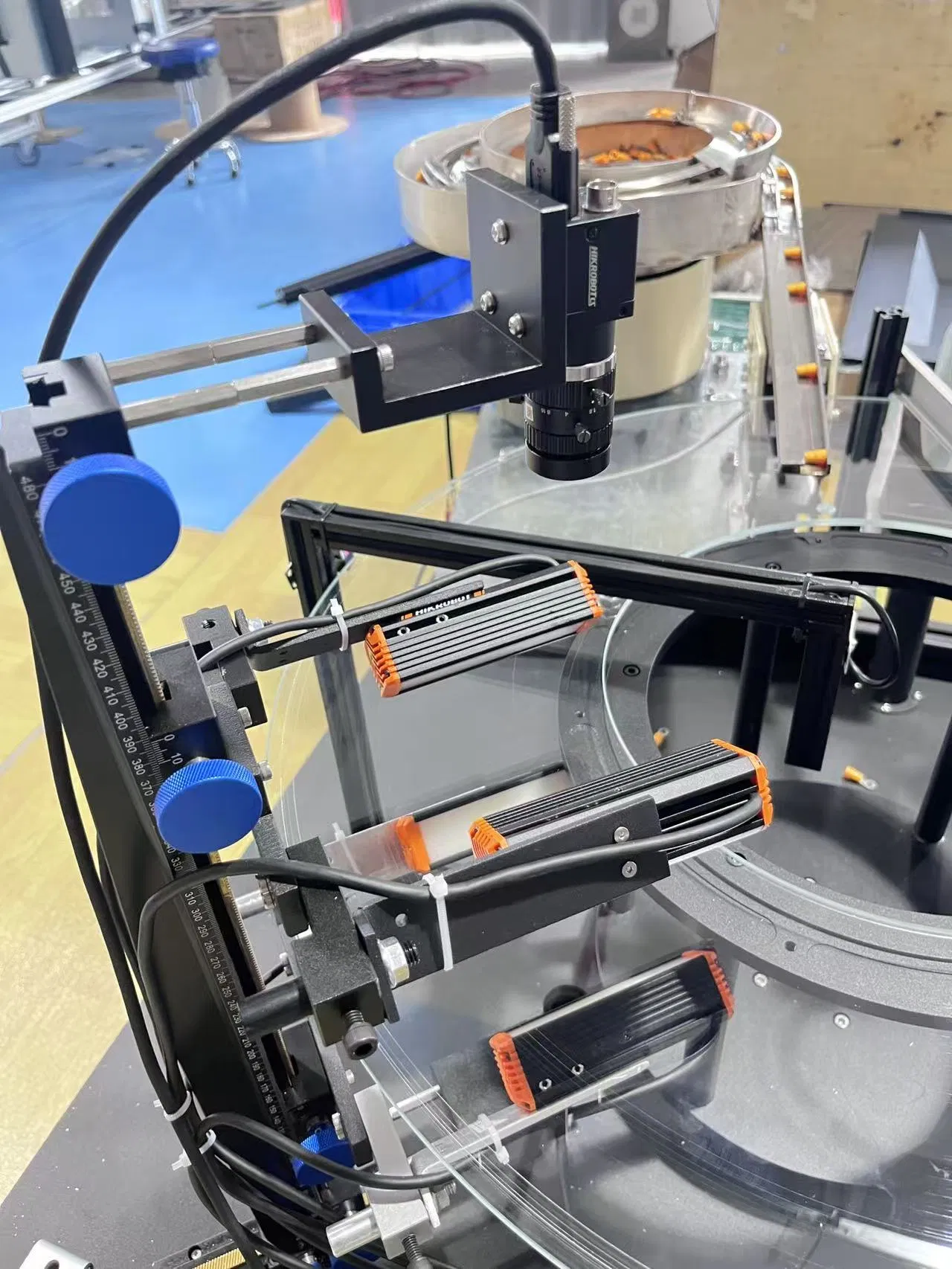 Smart Ai Vision System for Conveyor Line Inspection and Product Sorting