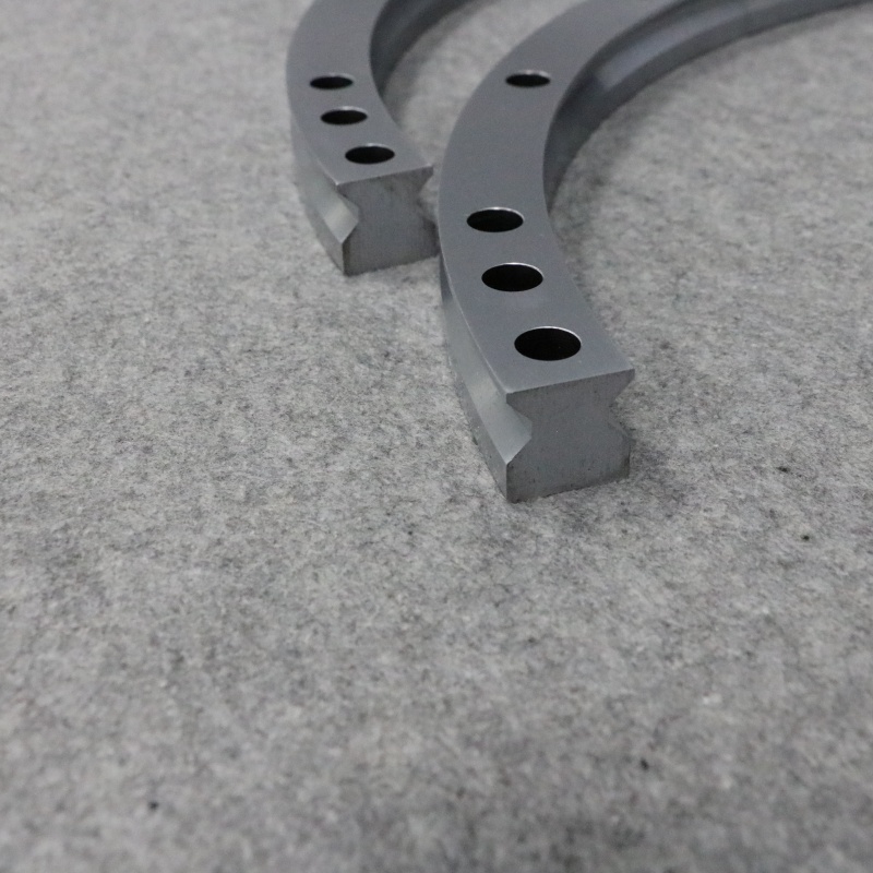 Heavy-Duty Steel Helical Gear Core Arc Rail Conveyor System for Automotive Welding Positioners Large Workpiece Multi-Station