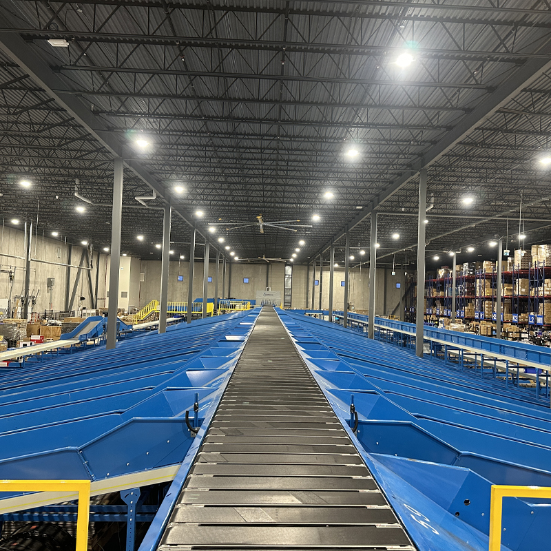 High Speed Linear Narrow Belt Sorter Parcel Conveyors for Streamlined Courier Center Logistic Operations