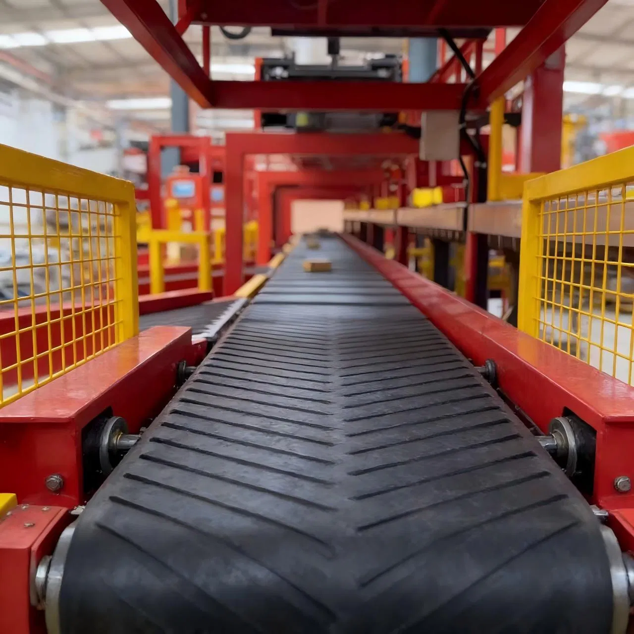 Top Level Belt Conveyor with High Speed and Accurate Sorting for Heavy Volume Logistics Operation Efficiency