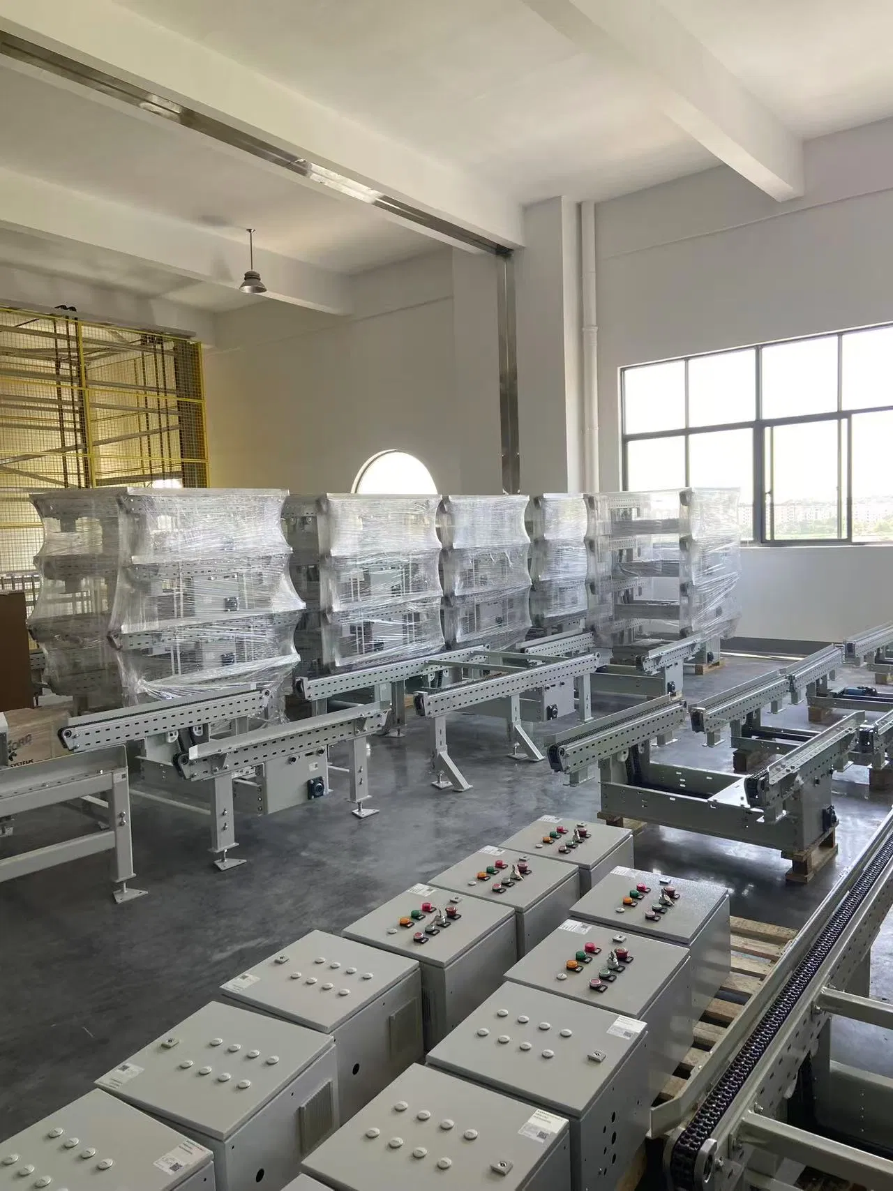 Custom Pallet Roller Conveyor Line for Streamlined Assembly Processes