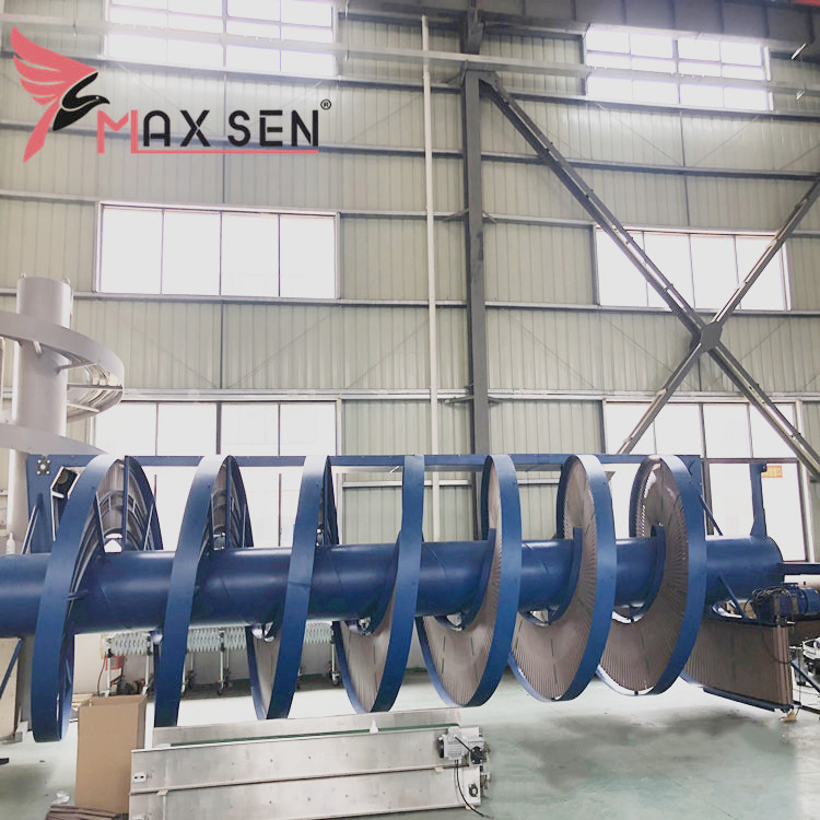 Spiral Conveyor System with Long Top Chain Belt with Anti-Skid Function