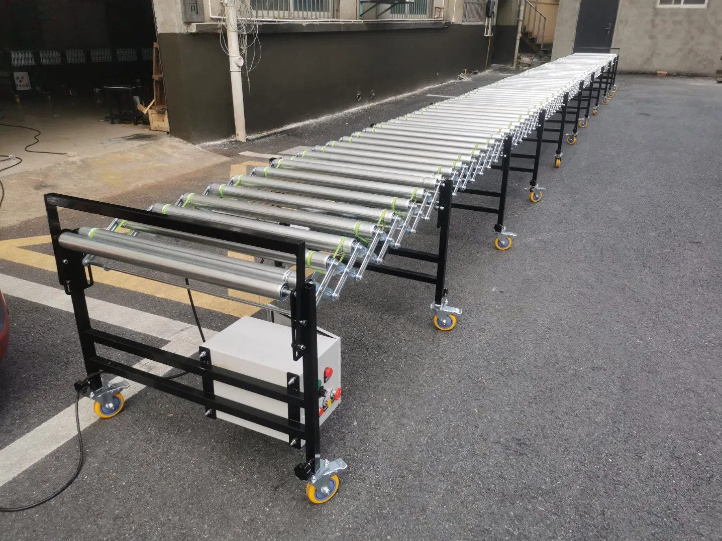 Motorized Flexible Expandable Galvanized Steel Roller Conveyor System