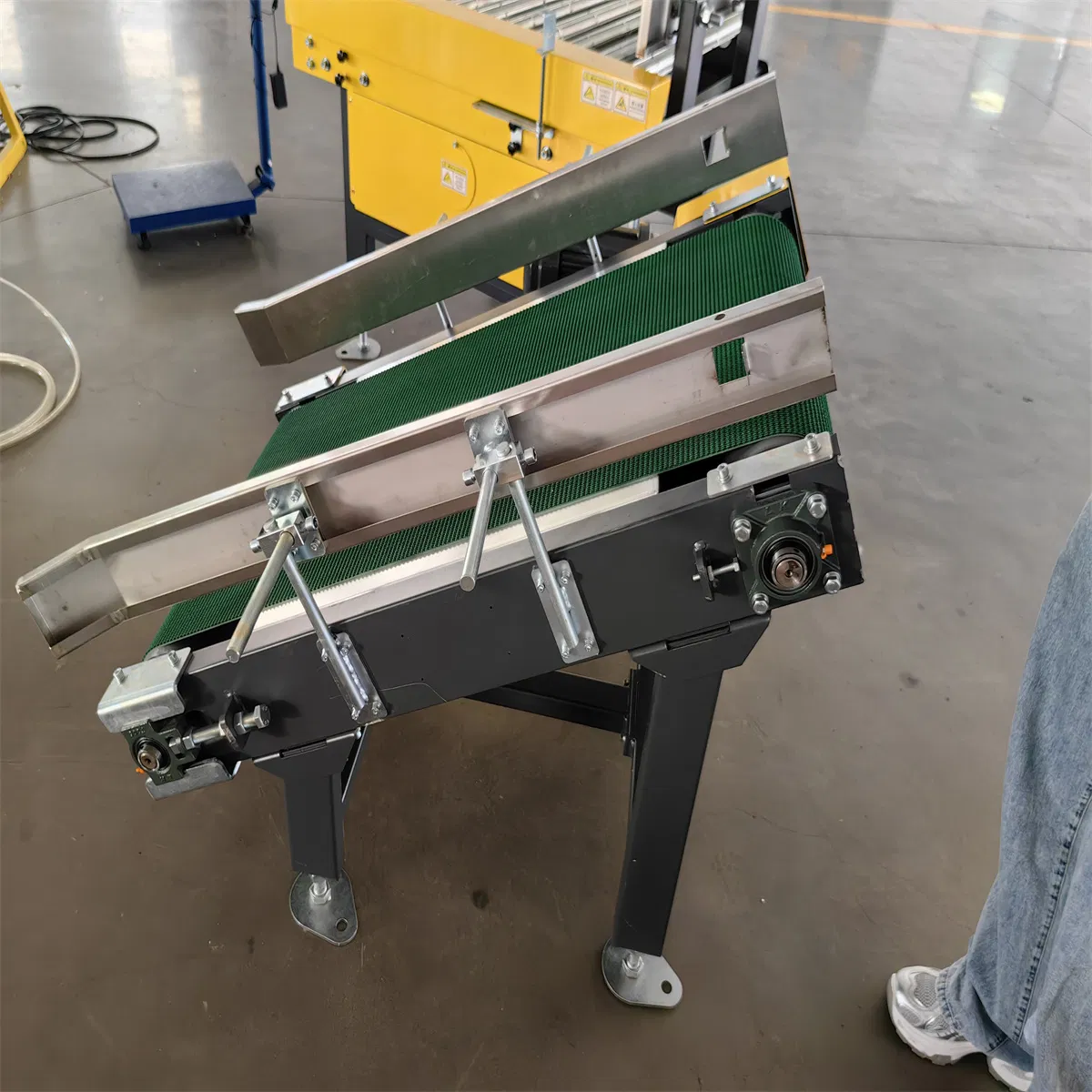 High Speed Precision Online Weight Check Belt Conveyor System Automatic Sorting Conveyor