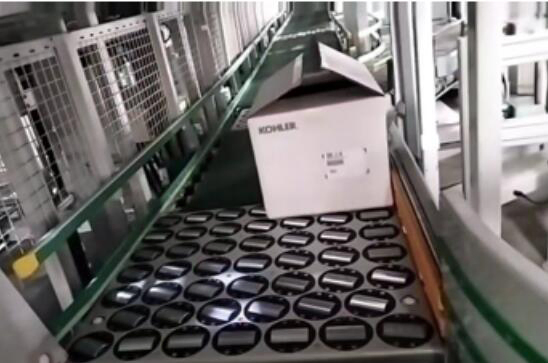 Automatic Sorting System for Cardboard Boxes on Conveyor Pivot Sorter