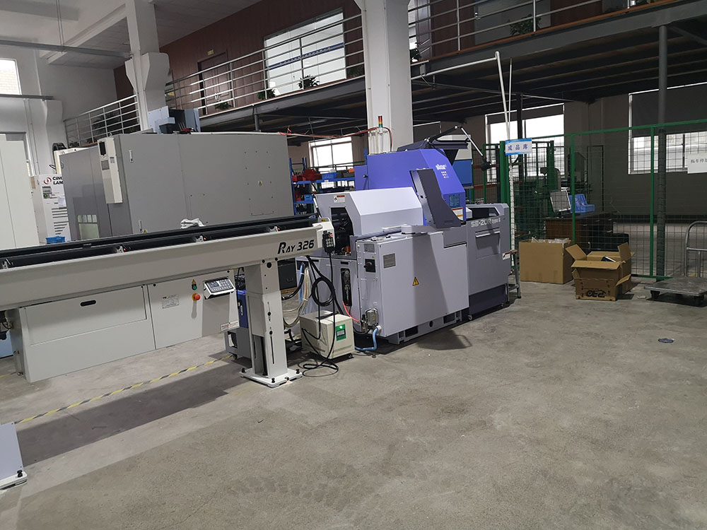Makam Medical Technology CNC precision machining center for orthopedic bone implant production