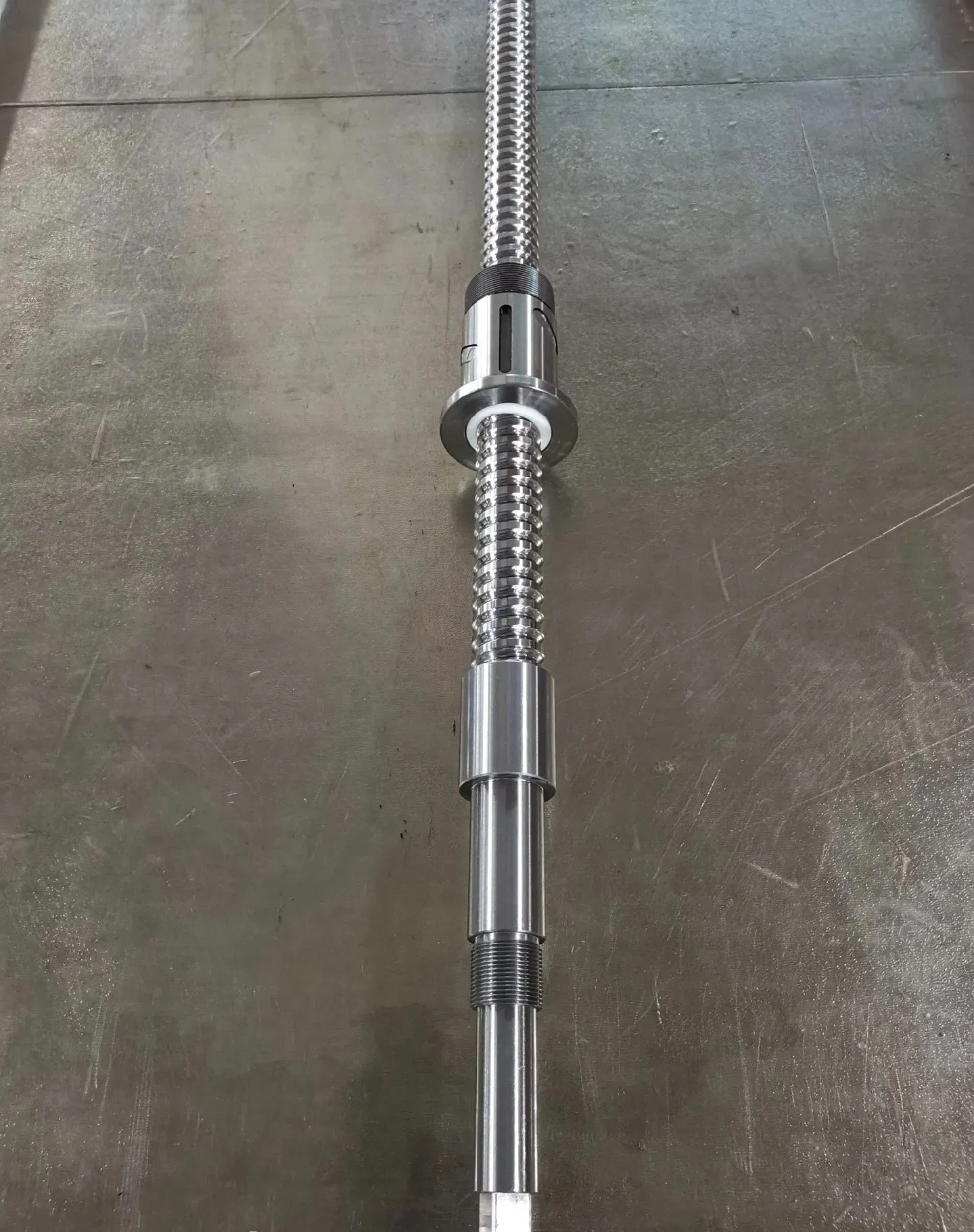 High Precision Hardness CNC Ground Tbi Standard Size Miniature Sfu1204 700mm Right and Left Hand Thread Lead Ball Screw for CNC Router Machine 3D Printer