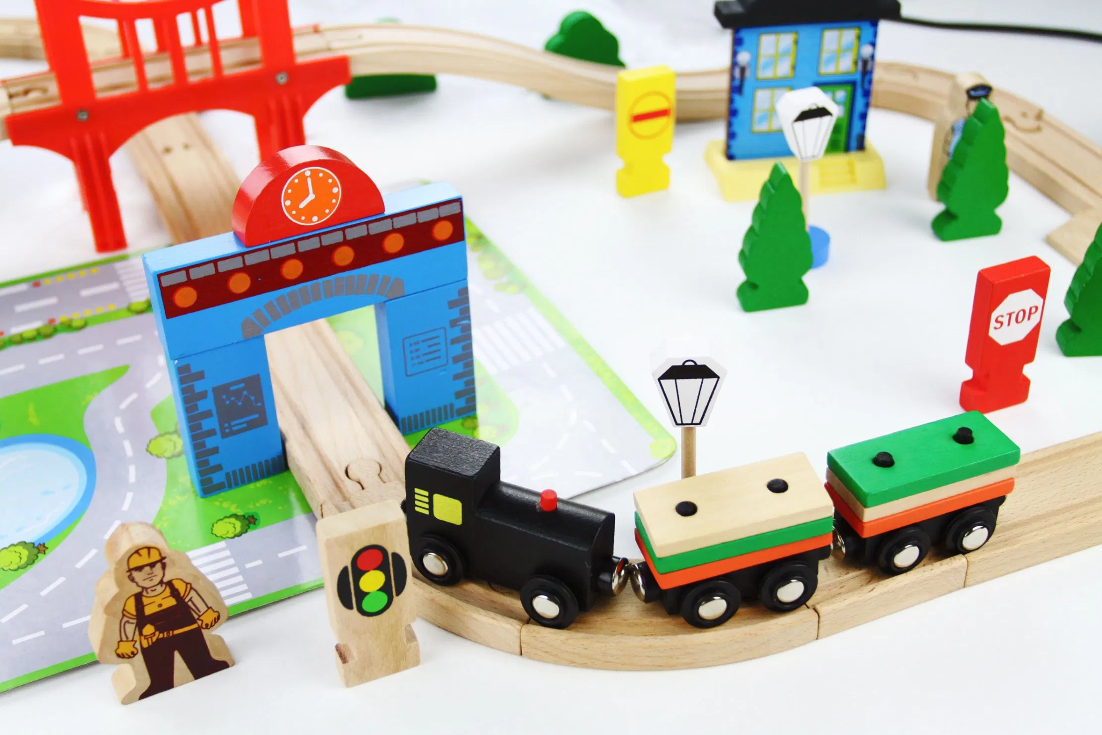 Wooden Educational Intellectual Montessori Wholesale Baby Kids Children DIY Toys Railway Track Train Set Toy