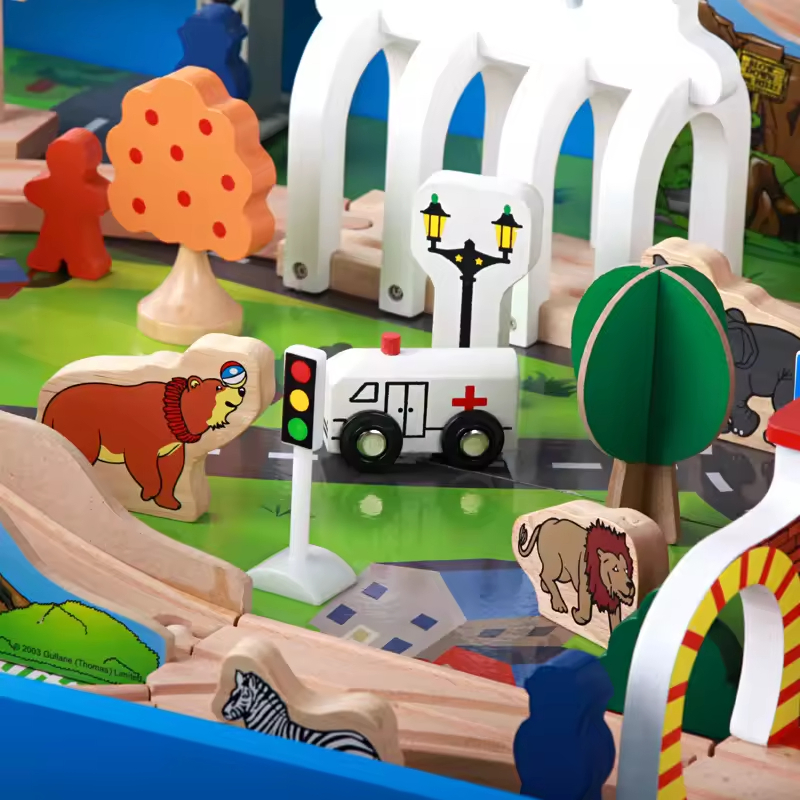 Factory Sustainable Eco-Friendly Wooden 83 PCS Wooden Train Tracks Toy Railway Table Toy for Kids