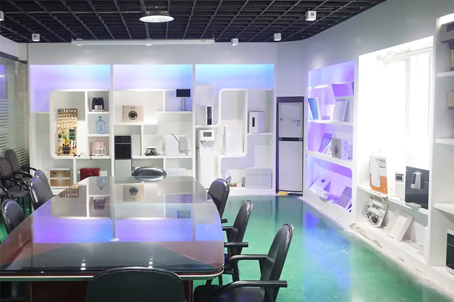 Pet Bottle Molding 1