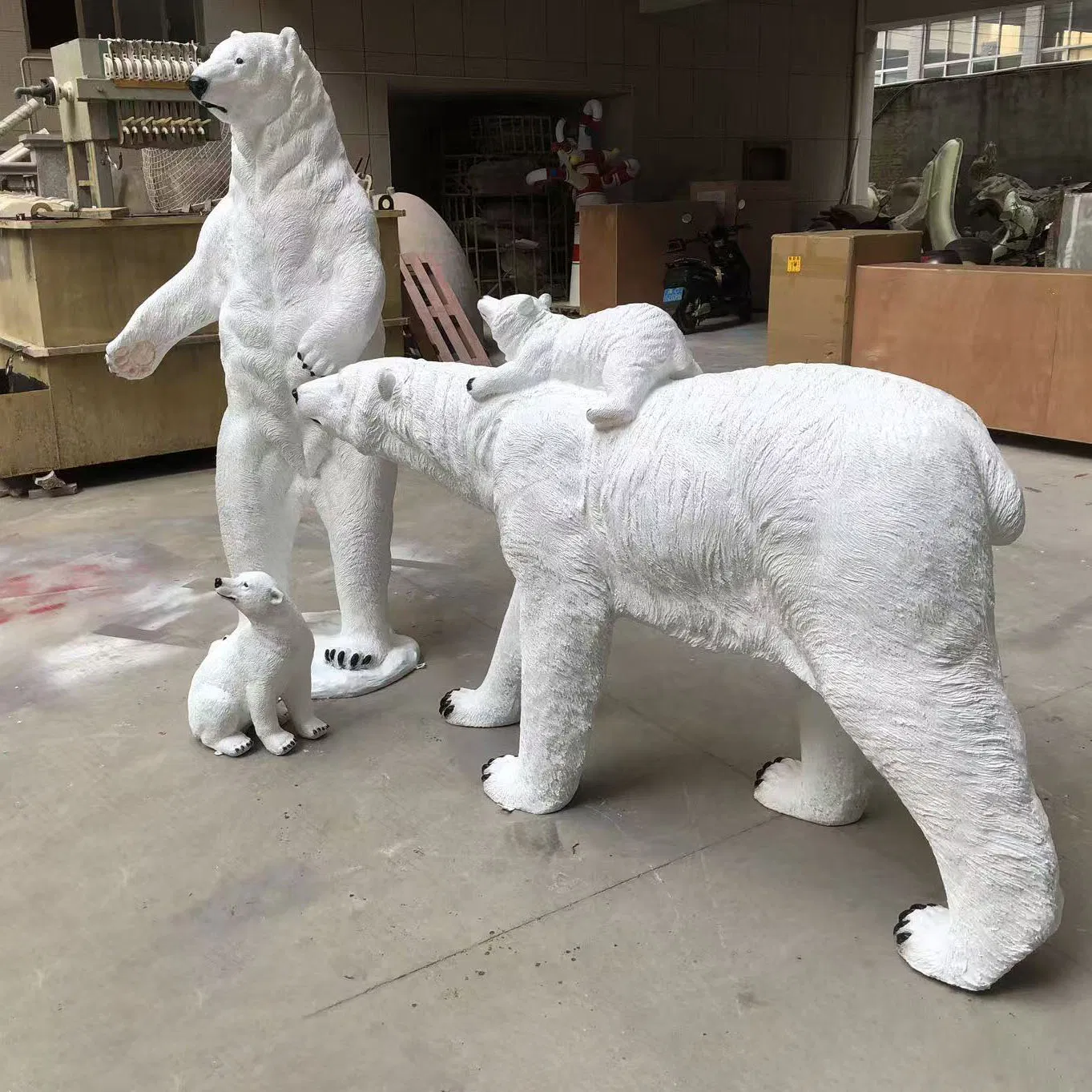 Rent Props White Family Fiberglass Polar Bear Statue Figurine Can Be Customized