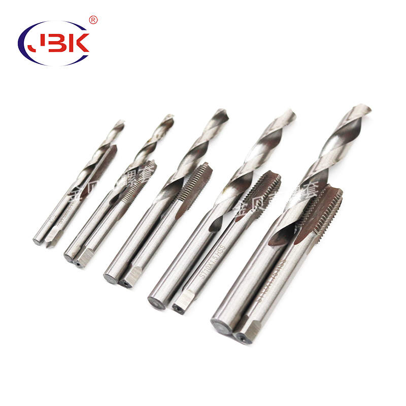 131-Piece Metric Iron Wire Thread Sleeve Tool Box Socket Wrench Hand Tools