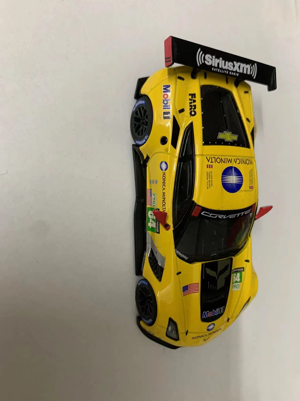 Custom Alloy Die-Cast Model Cars and Airplanes for Collectors