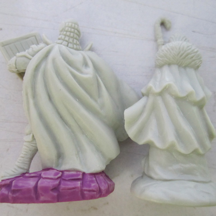 Custom 3D Design with Game Miniature with Base Ring