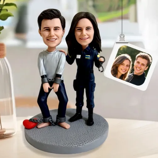 Bobble Head Detail 1