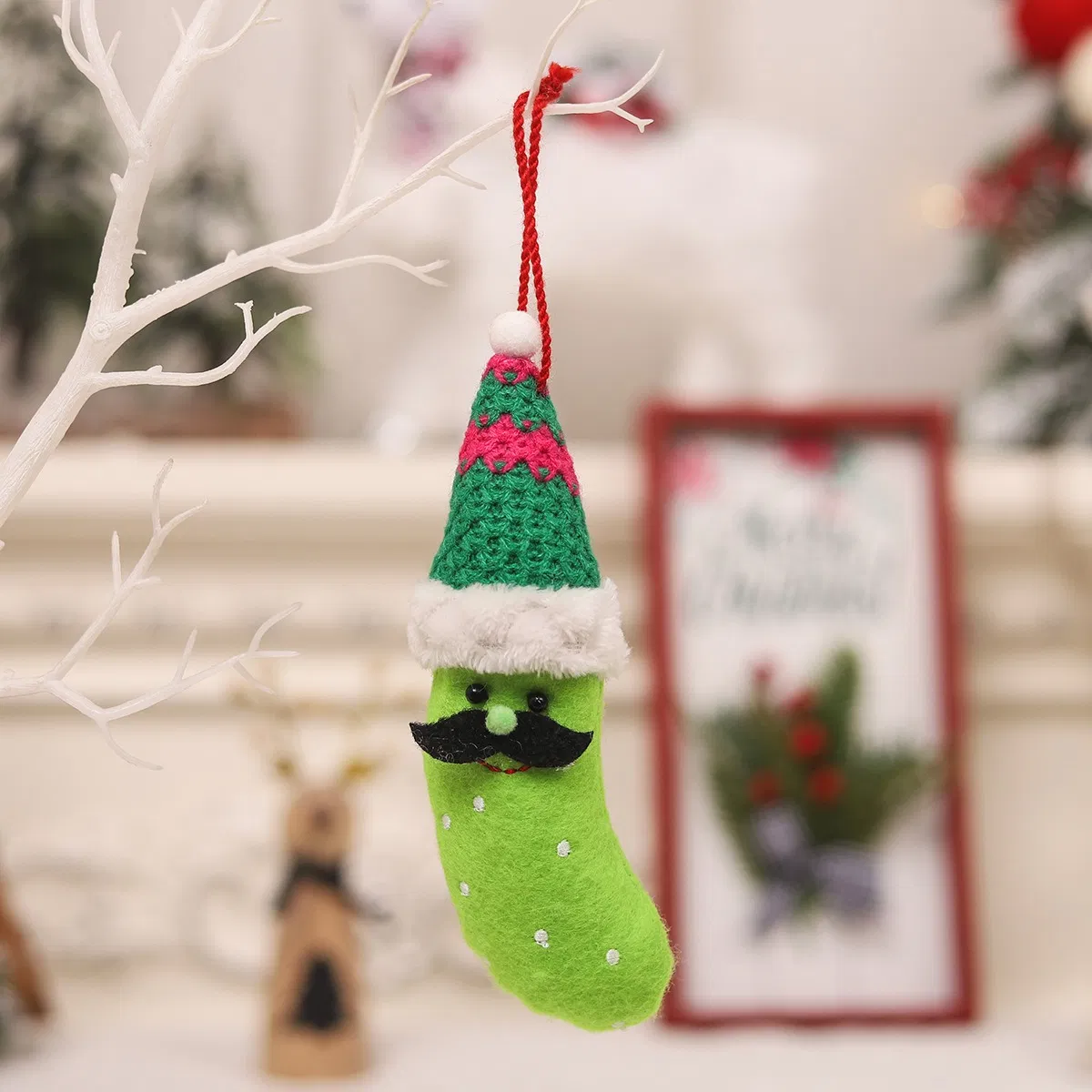 Wholesale Hot Selling Factory Custom New Cartoon Green Banana Cotton Pendant Creative Old Man Doll with Hat Scene Dress up