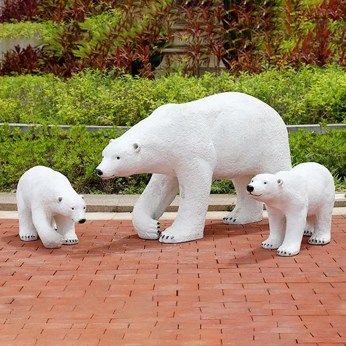 Polar Bear Statue 1
