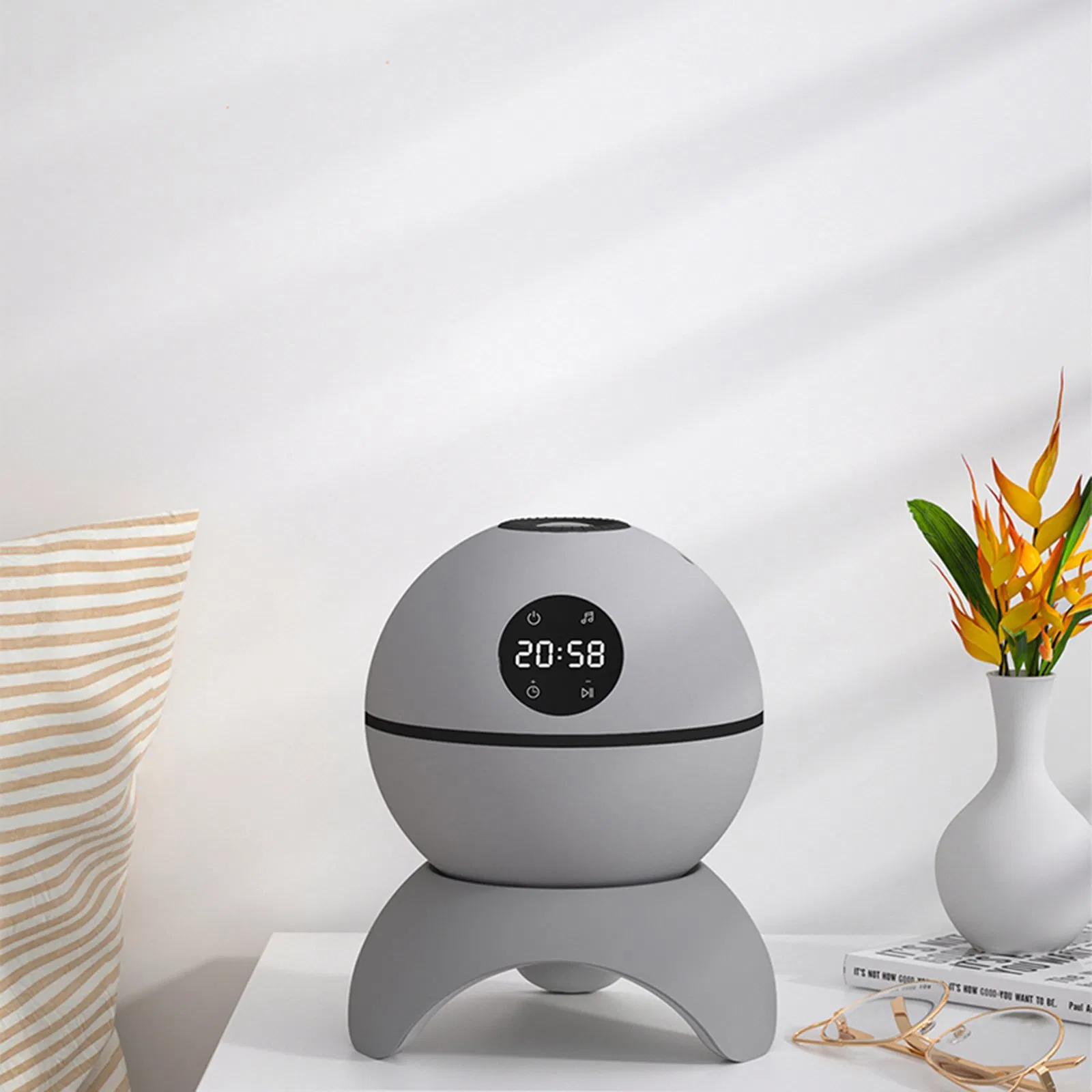 185 Planet HD Projection Lamp Sound &amp; Light Integrated Entertainment Toy for Bluetooth Audio