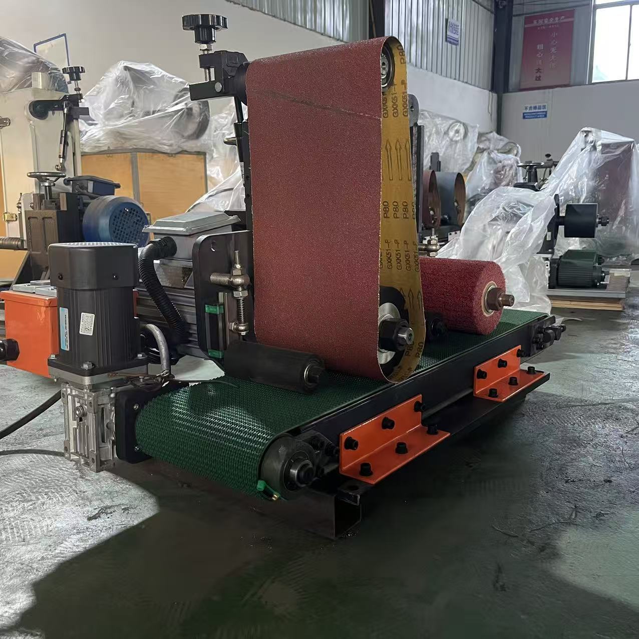 Desktop Corded Electric Sander with Engine-powered 5kW Motor Easy to Operate Suitable for Polishing Heavy Wood and Metal.