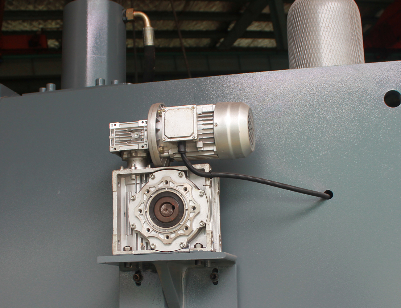 6mm 3200mm Guillotine Shearing Machine Shear Cutter Machine Electrical Guillotine Shearing Machine