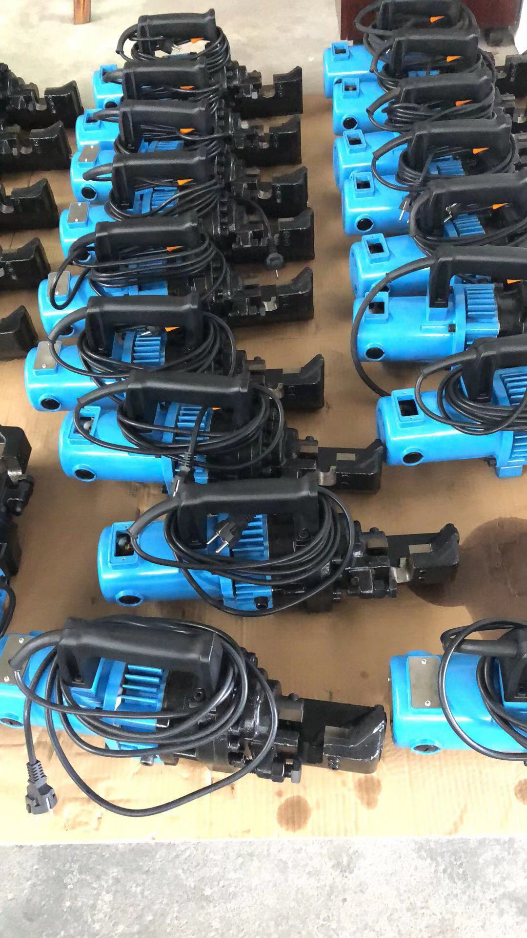 China Manufacturer Cordless Rebar Cutter High Performance Steel Pipe Cutter