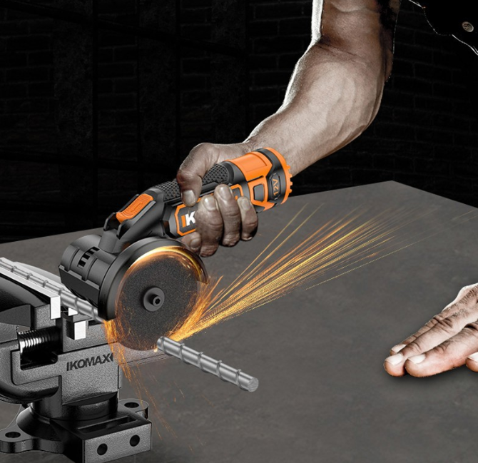 12V Rechargeable Lithium Battery Pipe Cutting Machine with Motor 1.5KW for Cutting Metal Tile Wood Portable Cordless