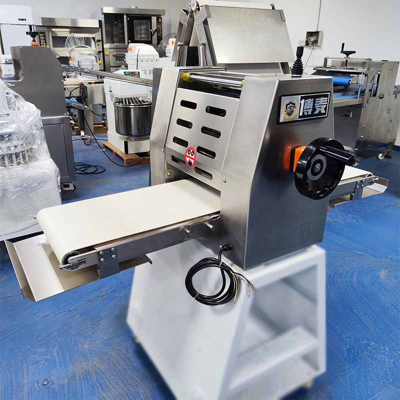 300mm Mini Dough Sheeter Pastry Croissant Dough Roller Machine Dough Sheeter