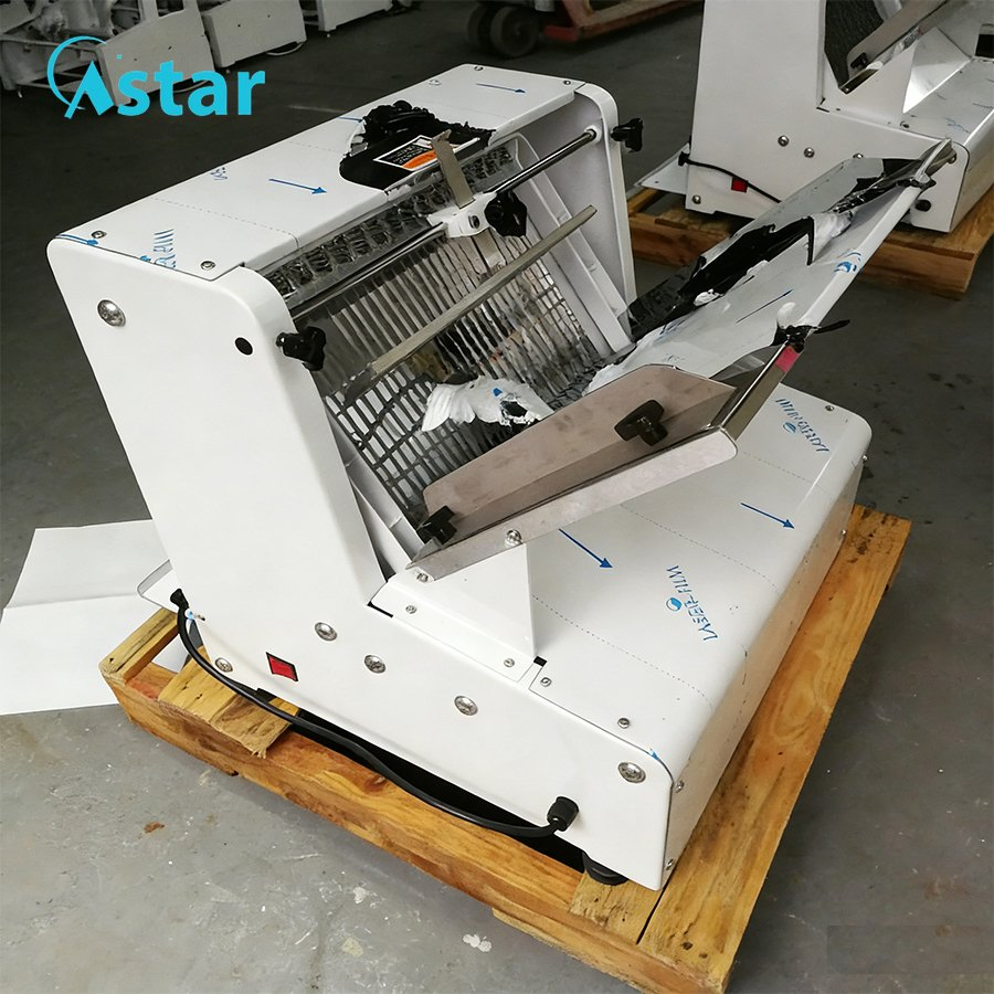 High Quality Bakery Equipment Kitchen Equipment Imported Blade Commercial Electric Toast Cutter Bread Slicer
