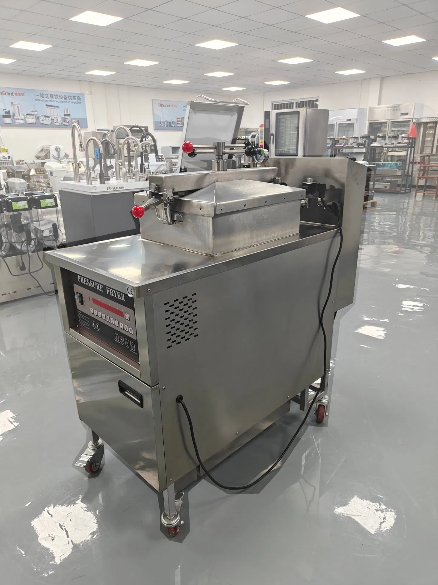 Commercial Freestanding Kfc Chickens Gas Deep High Pressure Fryer with Wheels